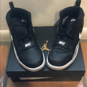 Nike Jordan Legacy 3 Y